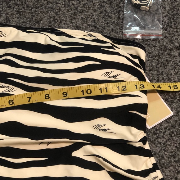 Michael Kors Zebra Print One Shoulder Swimsuit Size 8 NWT - Picture 10 of 11